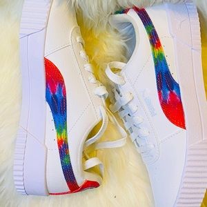 Big Kid’s Puma Sneakers (Never worn) NEW W/O TAGS